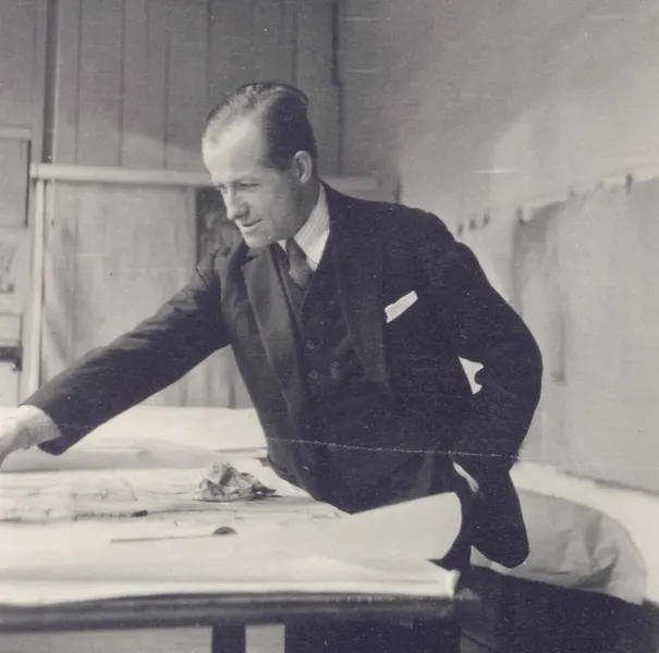 File:Pierre Jeanneret Object Embassy.png
