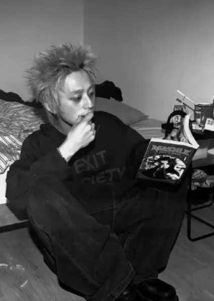 File:HIKKI PUNKS EXIT SOCIETY.png