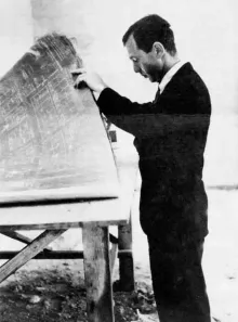 Howard Barnstone
