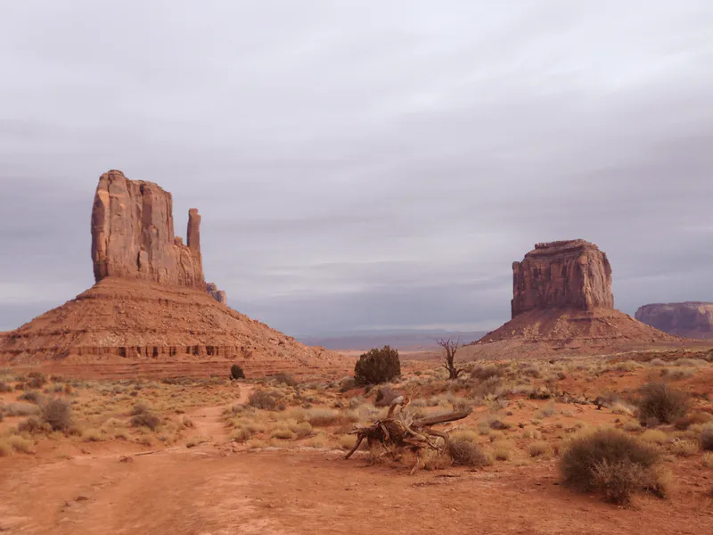 File:Monument Valley.png